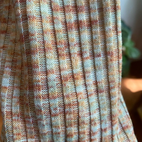 Olivia & Vivian Cardigan & Shorts Set Size Medium - Picture 6 of 9